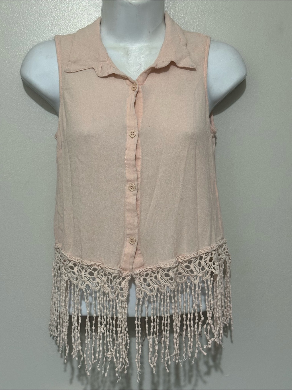 Charlotte Russe Blush Buttondown Fringe Crop Top Size Small